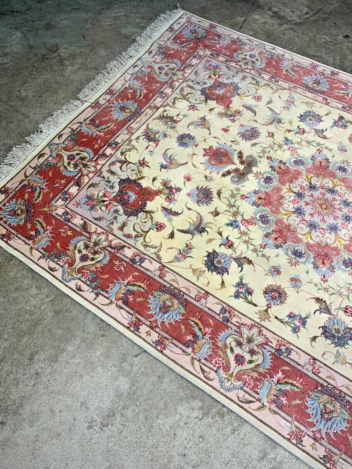 4'11"x7'4" Very Fine Hand-Knotted Wool & Silk Blend Tabrize Carpet - Area Rug