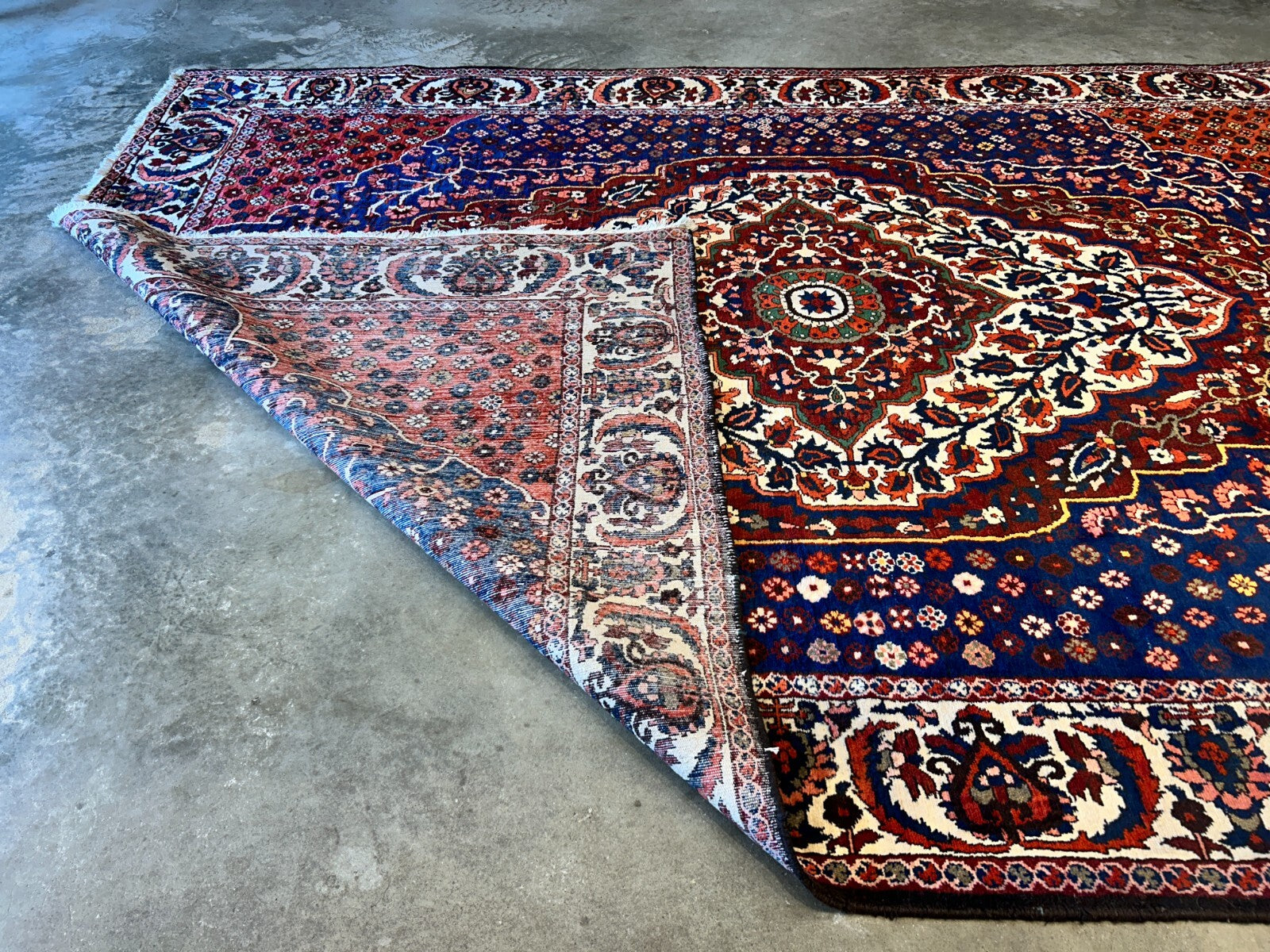 8'4"x11'6" Hand-Knotted 100% Wool Pile Bakhtiarie Rug