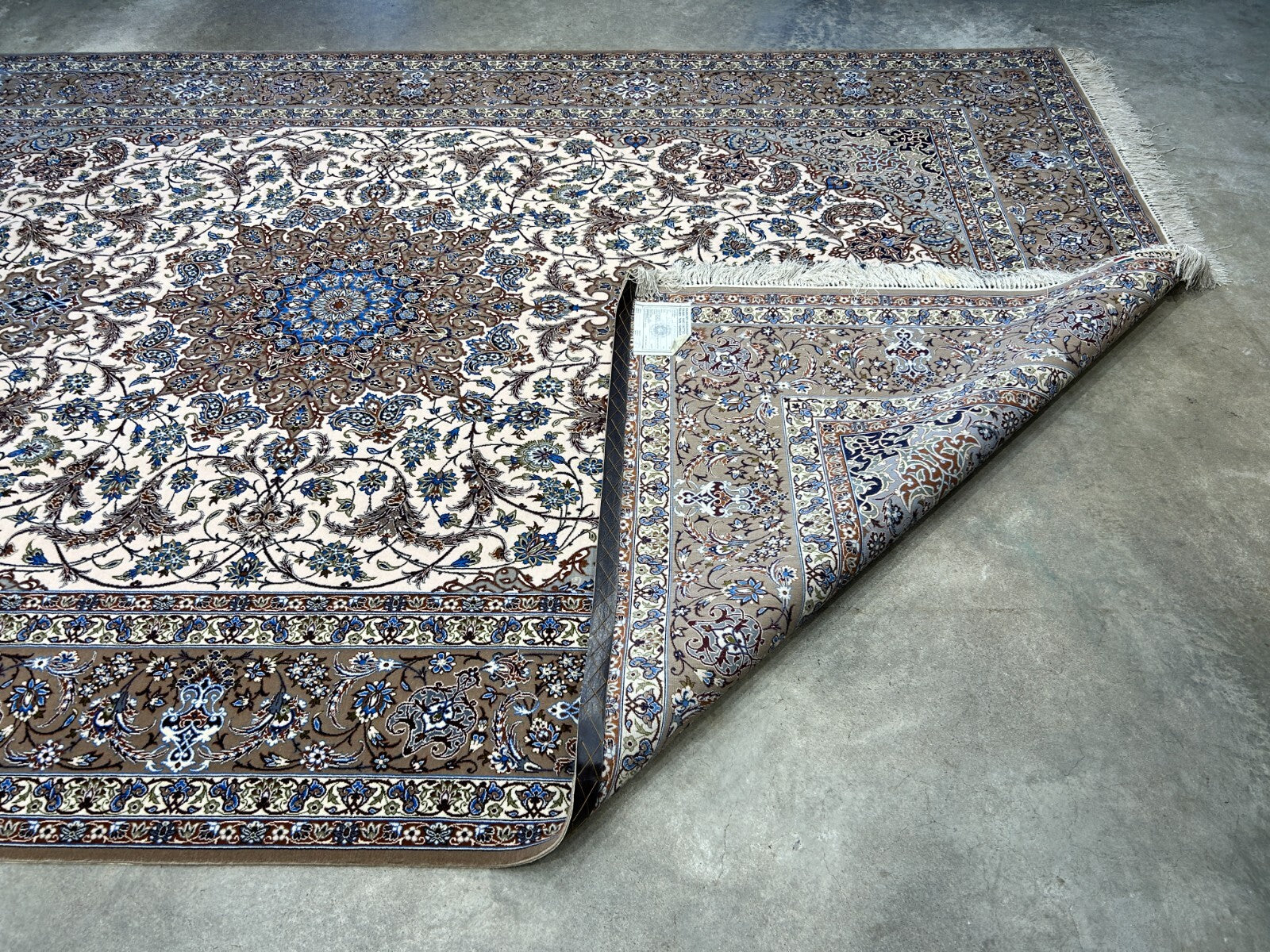6'9"x10'6" Very Fine Hand-Knotted Wool & Silk Isfahane Rug - Area Carpet