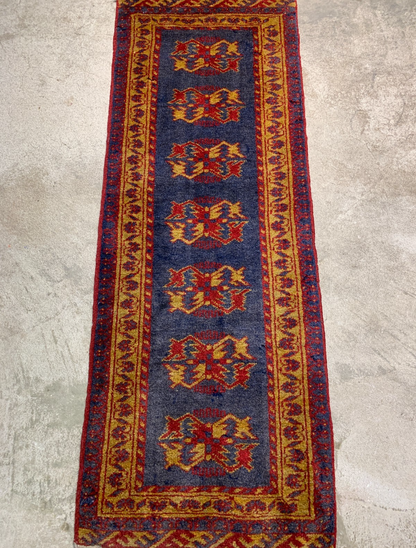 1'6"x4'0" Hand-Knotted 100% Wool Pile Oriental Runner Rug