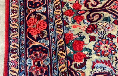 3'8"x4'11'' Hand-Knotted 100% Wool Bidjare Area Rug - Area Carpet