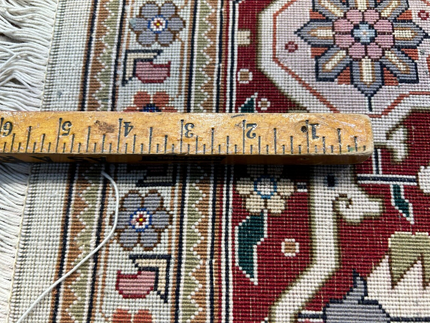 6'8"x10' Fine Hand-Knotted Wool & Silk Blend Tabrize Herize Carpet - Area Rug