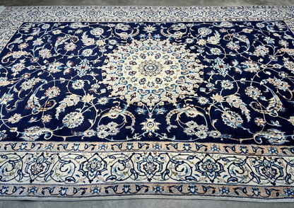 6'5"x10'1" Fine Hand-Knotted Wool & Silk Naine Rug - Area Carpet