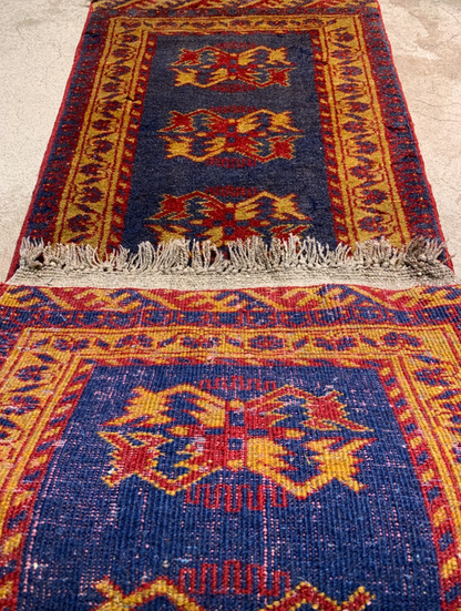 1'6"x4'0" Hand-Knotted 100% Wool Pile Oriental Runner Rug