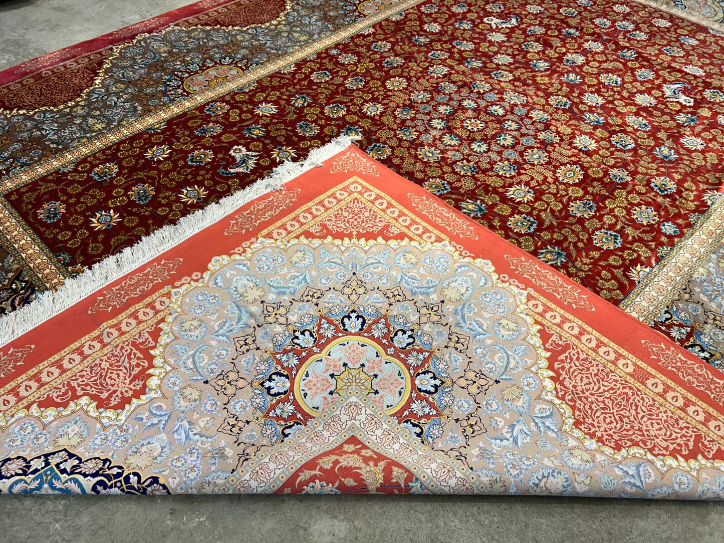 9'8"x13'6" Exquisite Signed Hand-Knotted 100% Silk Qume Rug