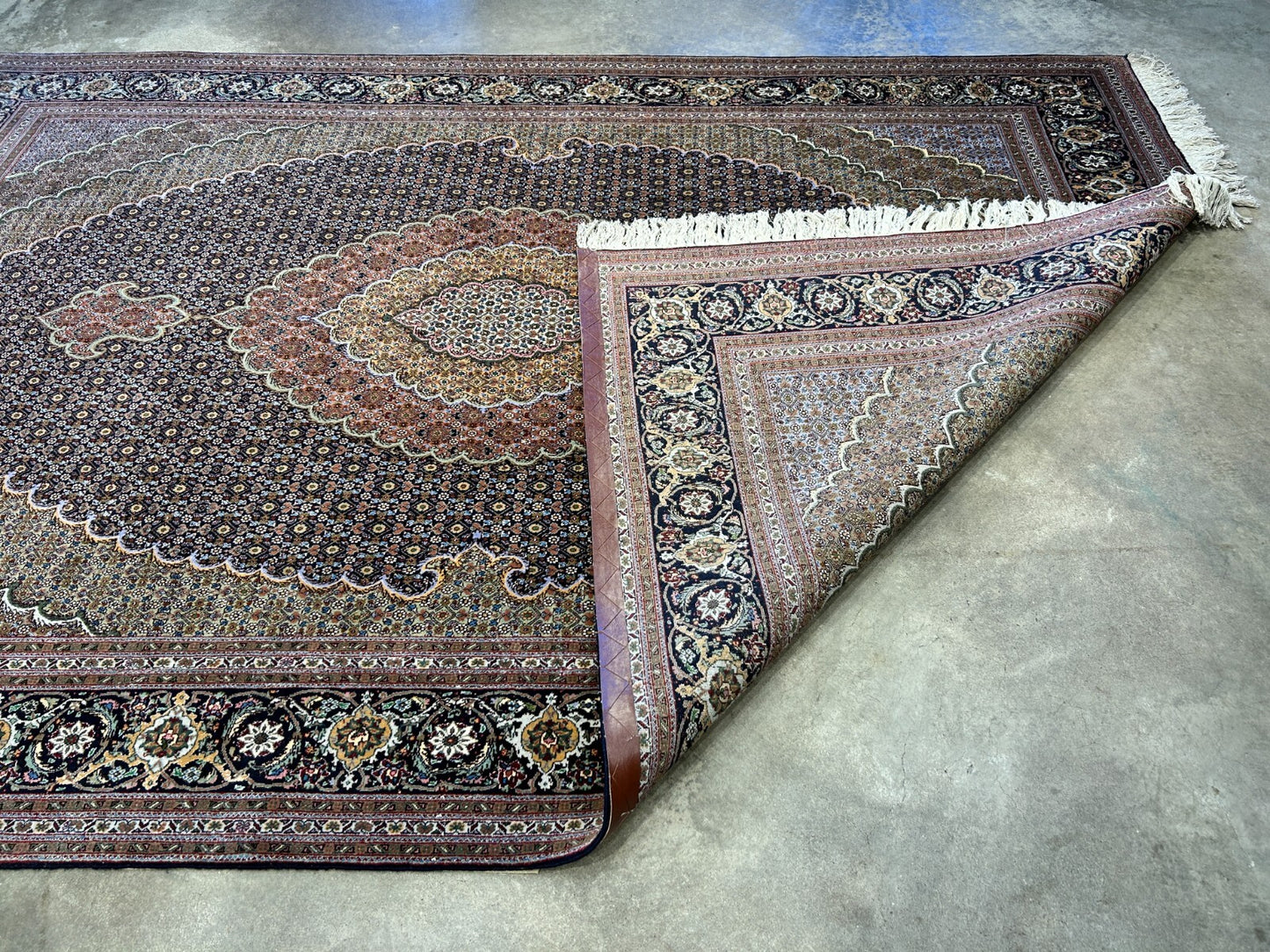 6'8"x9'8" Fine Hand-Knotted Wool & Silk Oriental Tabrize Rug - Area Carpet