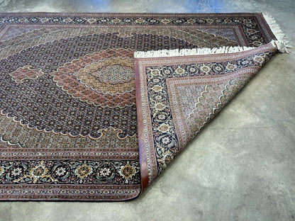 6'8"x9'8" Fine Hand-Knotted Wool & Silk Oriental Tabrize Rug - Area Carpet
