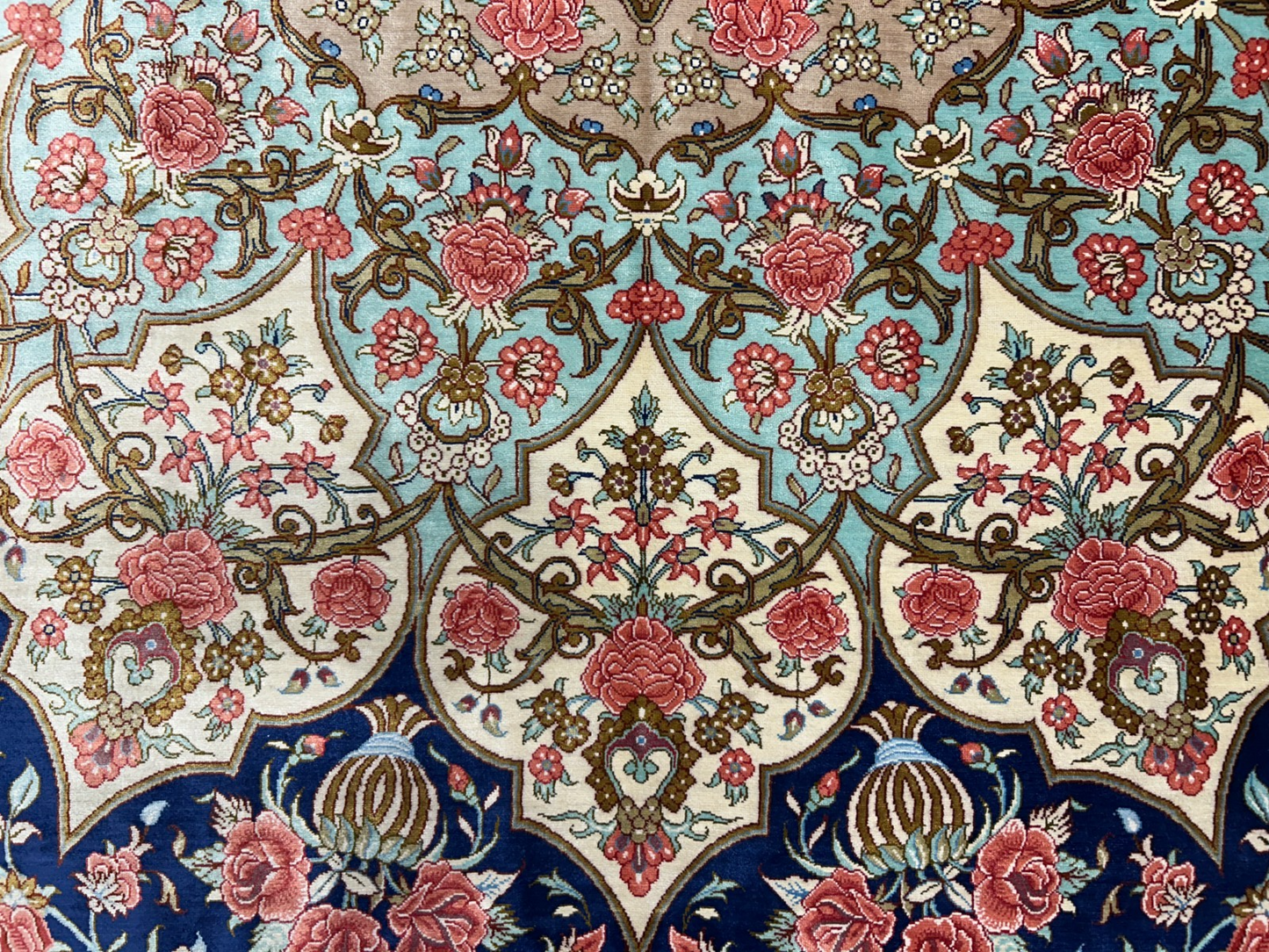 9'11"x13'6" Exquisite Signed Hand-Knotted 100% Silk Qume Rug