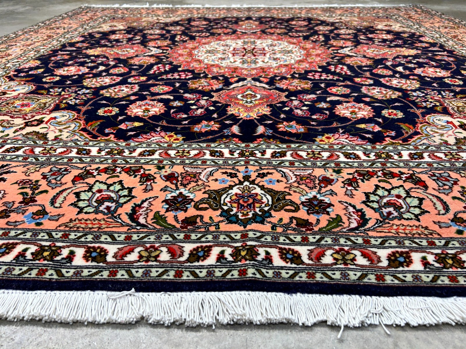 6'5"x6'7" Fine Hand-Knotted Wool & Silk Tabrize Rug - Area Carpet
