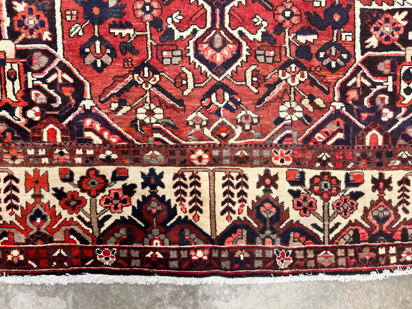 10'3"x12'2" Hand-Knotted 100% Wool Pile Bakhtiarie Rug