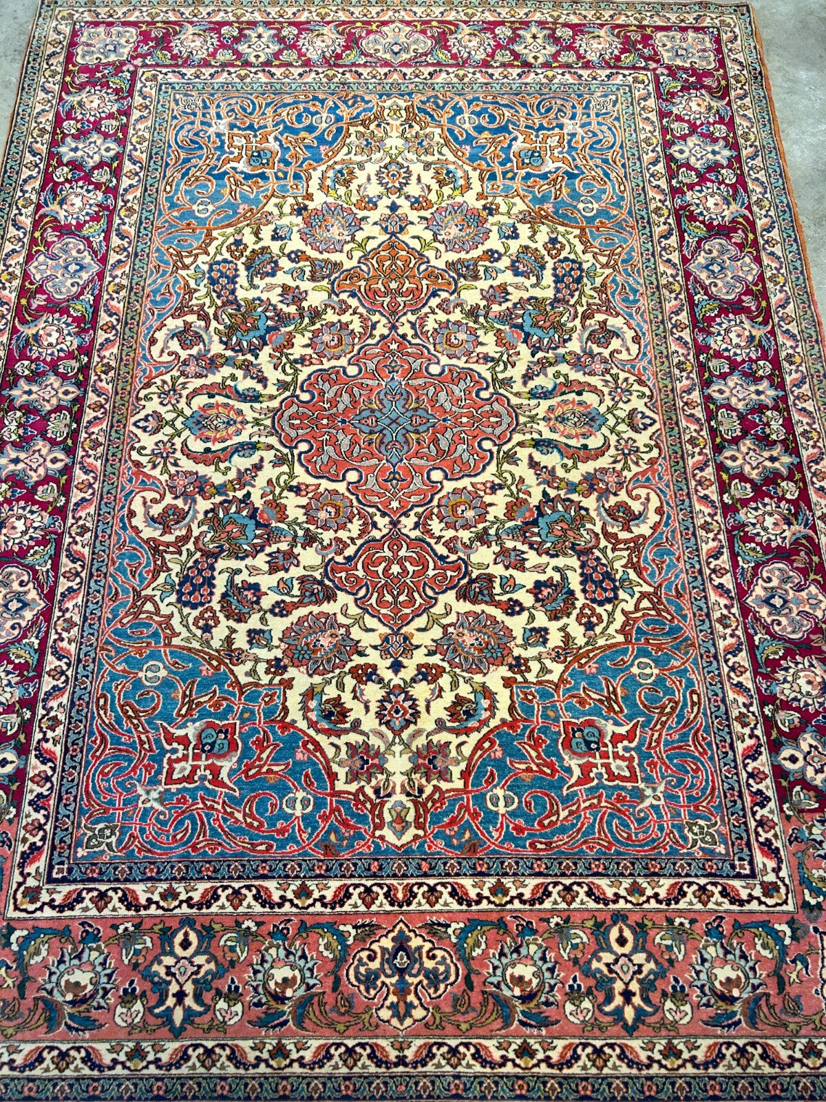 4'10"x6'7" Collector Antique Very Fine Hand-Knotted 100% Wool Isfahane Rug