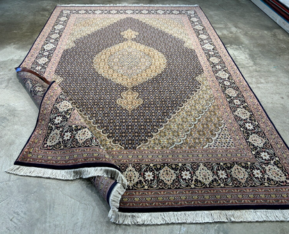 6'7"x9'9" Fine Hand-Knotted Wool & Silk Blend Tabrize Mahi Carpet - Area Rug