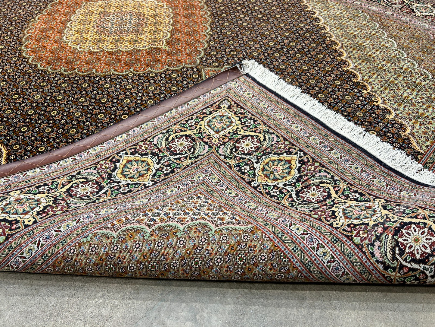 6'8"x10'2" Fine Hand-Knotted Wool & Silk Oriental Tabrize Rug - Area Carpet