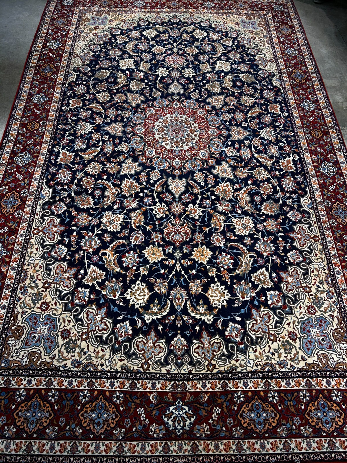 7'9"x12'8" Extra Fine Hand-Knotted Wool & Silk Isfahane Seirafian Rug