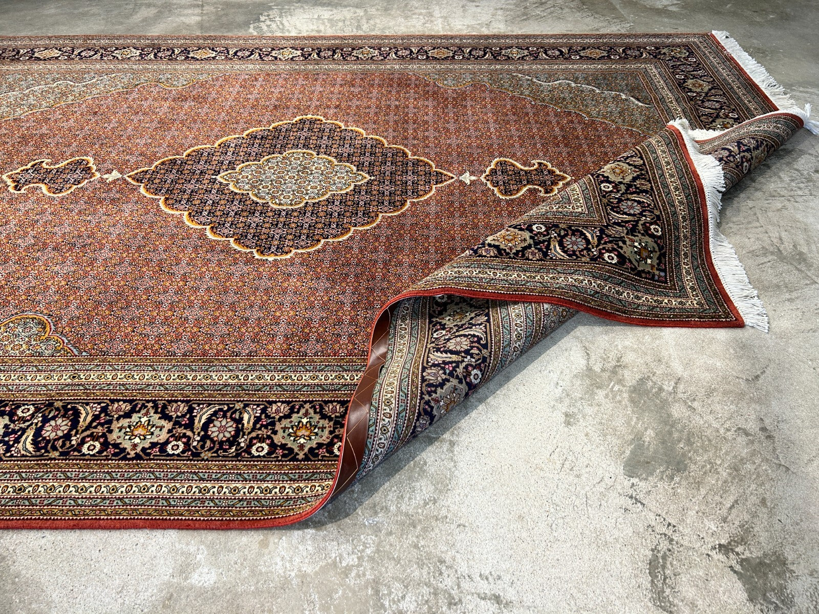 6'8"x10'1" Fine Hand-Knotted Wool & Silk Blend Tabrize Mahi Carpet - Area Rug