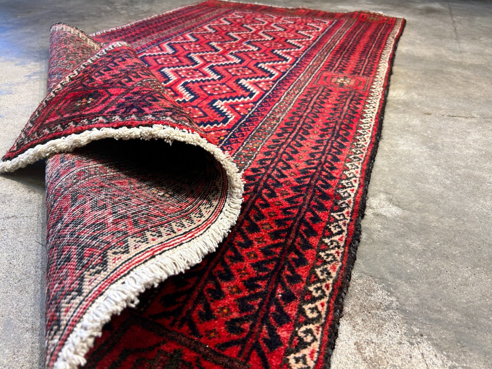 3'3"x6'2" Hand-Knotted 100% Wool Pile Persiane Balouchie Rug