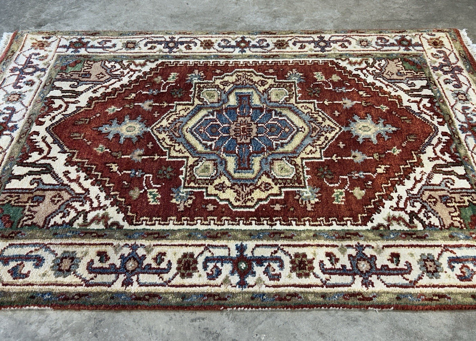 3’x4’11” Hand-Knotted 100% Wool Indoserapi Area Rug - Carpet