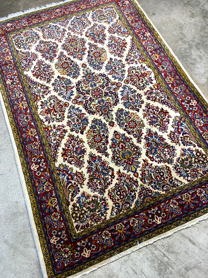 3'5"x5'0'' Fine Hand-Knotted Fine 100% Wool Pile Sarouke Area Rug