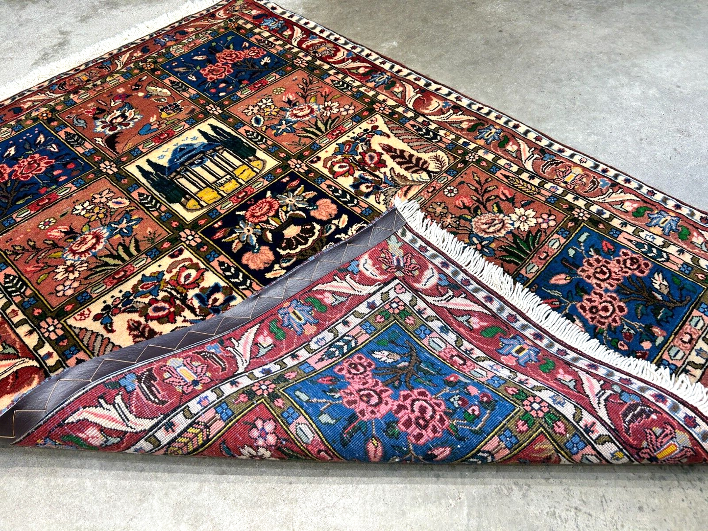 3'5"x5'2" Hand-Knotted 100% Lamb Wool Bakhtiarie Carpet - Area Rug