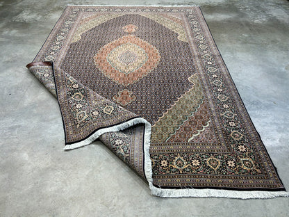 6'7"x9'9" Fine Hand-Knotted Wool & Silk Blend Tabrize Mahi Carpet - Area Rug