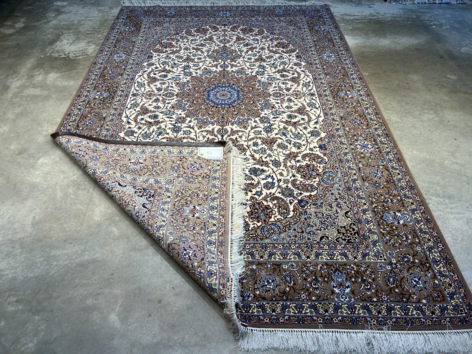 6'9"x10'6" Very Fine Hand-Knotted Wool & Silk Isfahane Rug - Area Carpet