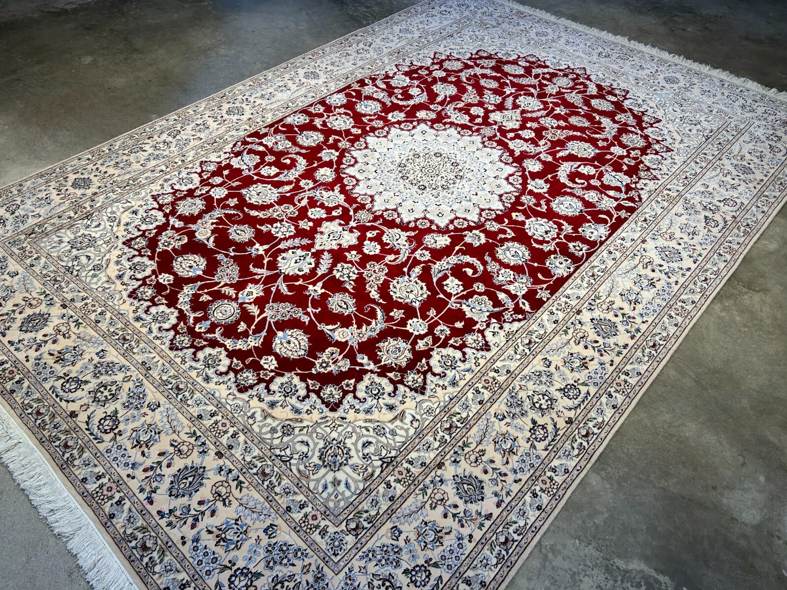 6'7"x9'6" Fine Hand-Knotted Wool & Silk Naine Rug - Area Carpet