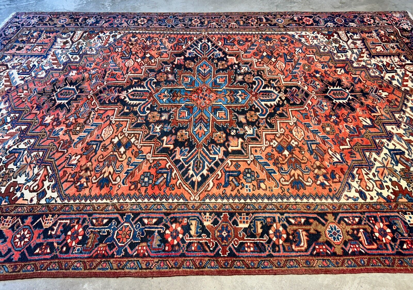 7'5"x11'1" Hand-Knotted 100% Wool Pile Herize Rug