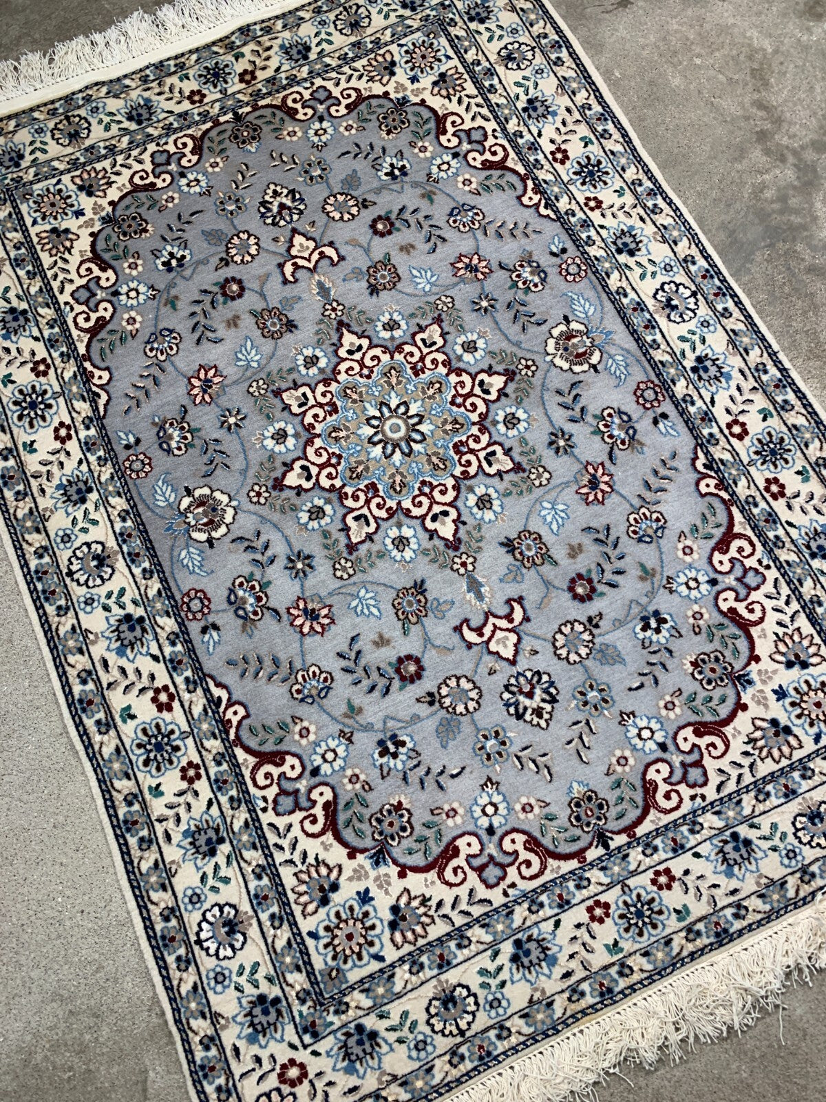 2'10"x4'0'' Hand-Knotted Very Fine Silk & Wool Naine Area Rug