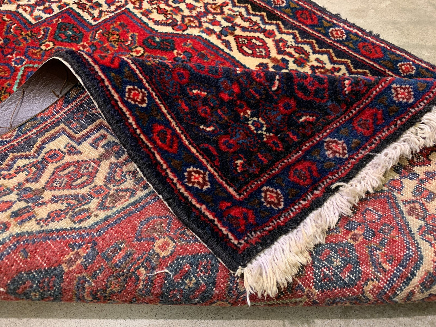 2'3"x3'5" Hand-Knotted Wool Oriental Hamadane Rug - Area Carpet