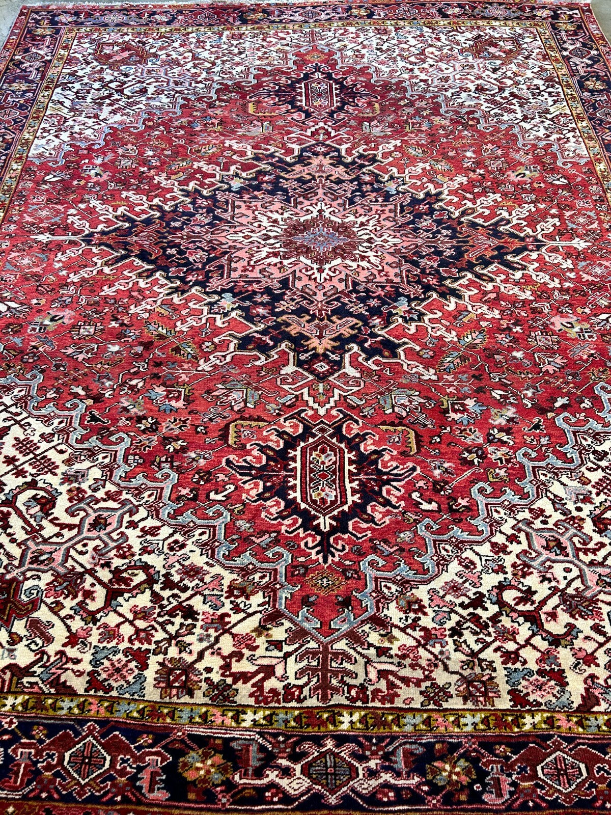 10'x12'4" Hand-Knotted 100% Lamb Wool Herize Carpet - Area Rug