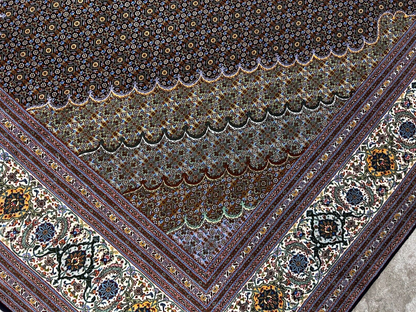 8'3"x11'6" Fine Hand-Knotted Wool & Silk Oriental Rug - Area Carpet