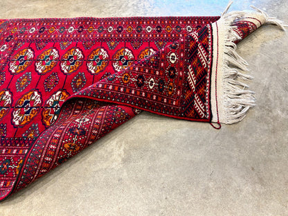 2'8"x3'10" Hand-Knotted 100% Wool Pile Bokhara Rug