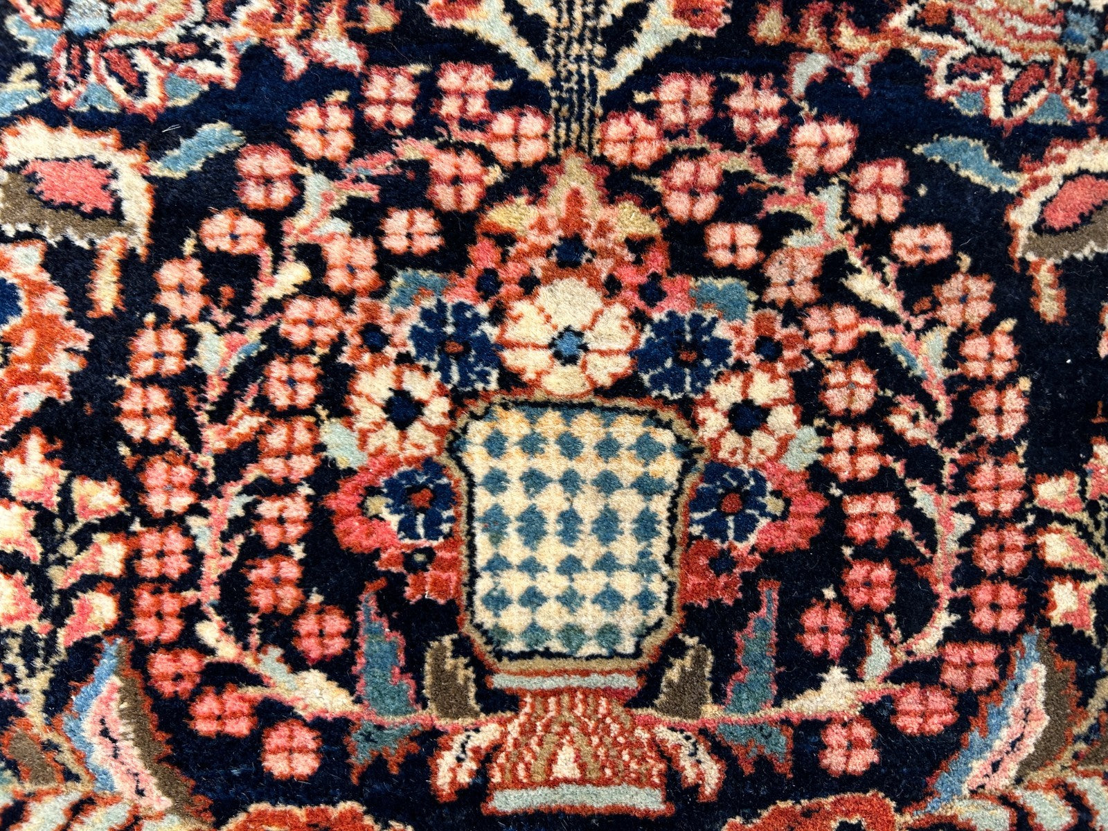 4'8"x7' Antique Hand-Knotted 100% Wool Pile Josane Area Rug - Carpet