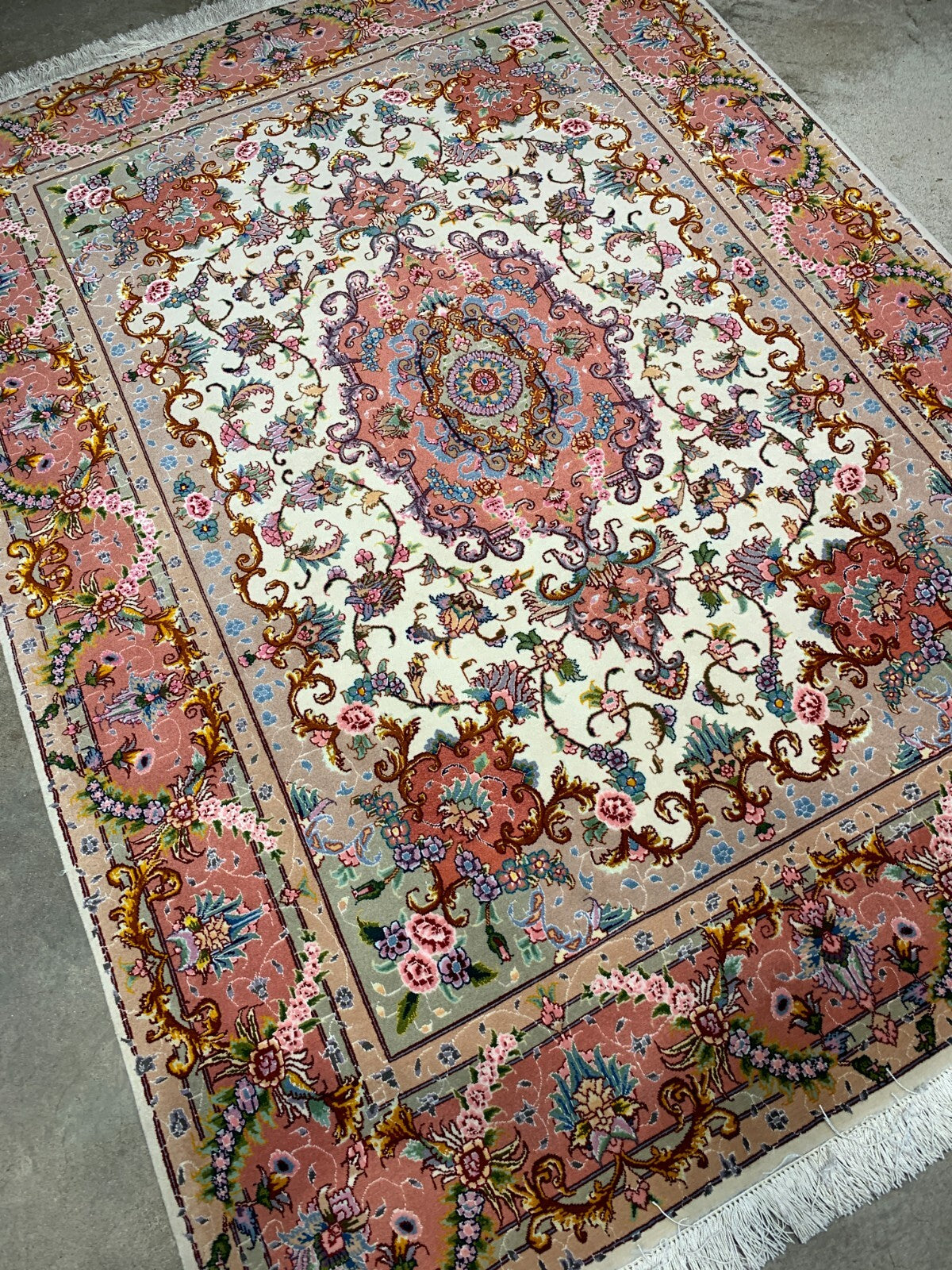 4'11"x6'9" Very Fine Hand-Knotted Wool & Silk Blend Tabrize Rug
