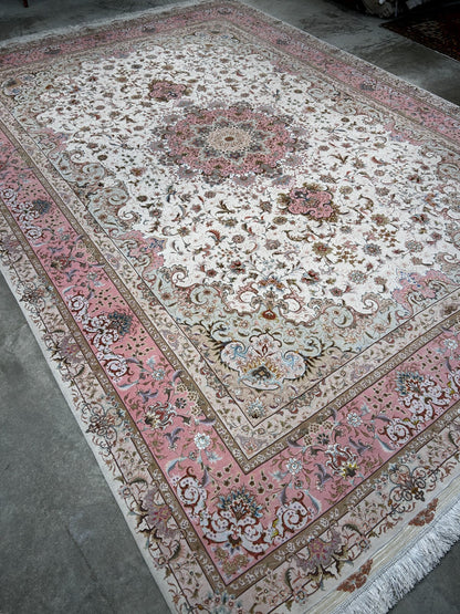 8'2"x11'8" Extra Fine 80-Raj Hand-Knotted Wool & Silk Tabrize Rug