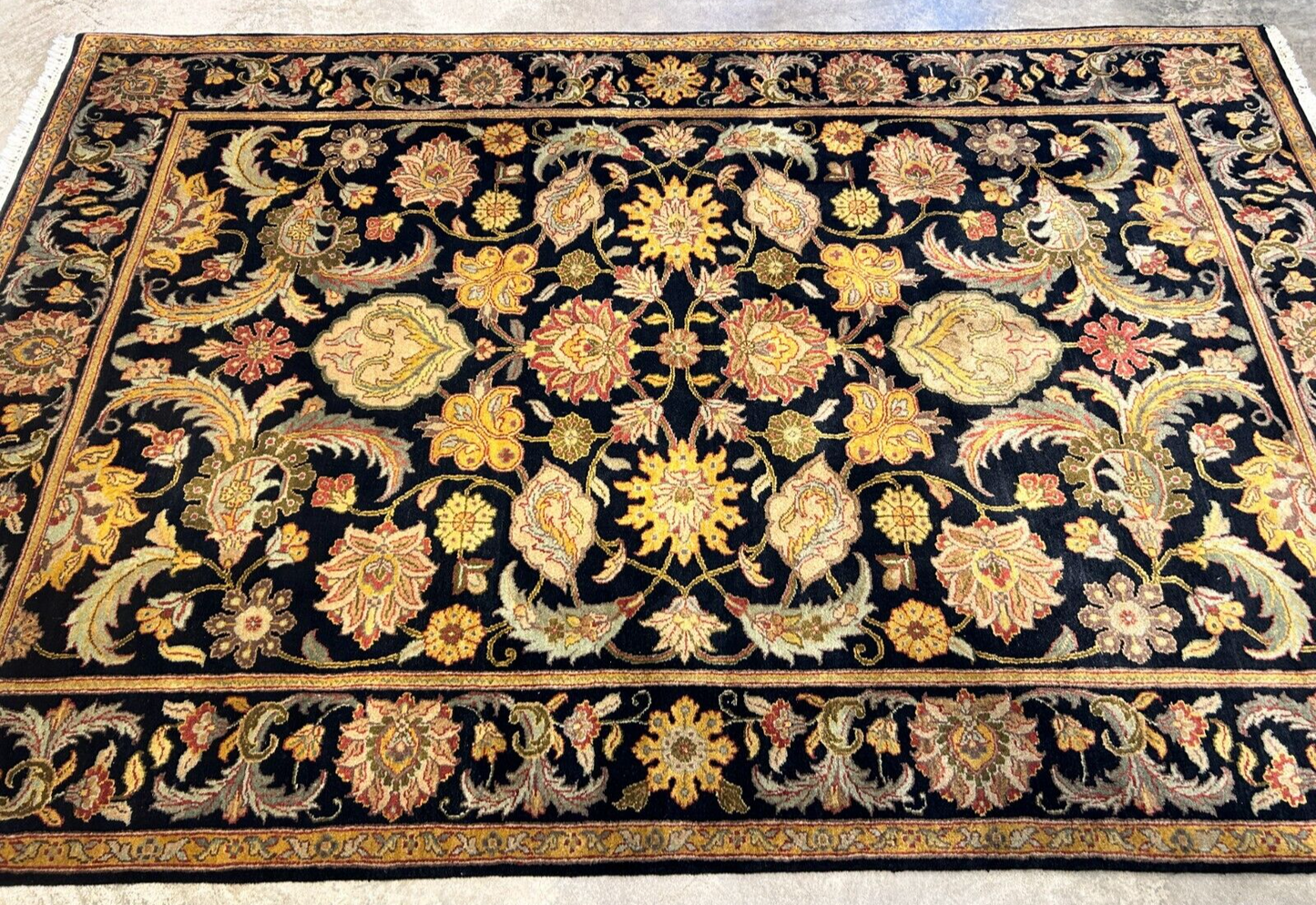 6'1"x9'1" Hand-Knotted 100% Wool Pile Agra Carpet - Area Rug