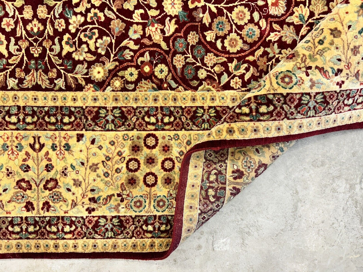 9'x12' Hand-Knotted 100% Lamb Wool Pile Persiane Design Carpet - Area Rug