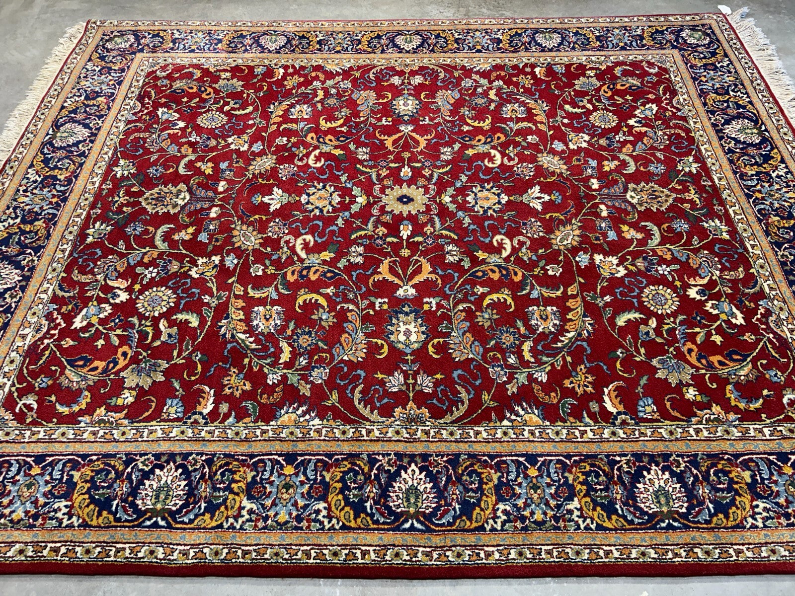 7'11"x9'7" Hand-Knotted 100% Wool Pile Qume Rug