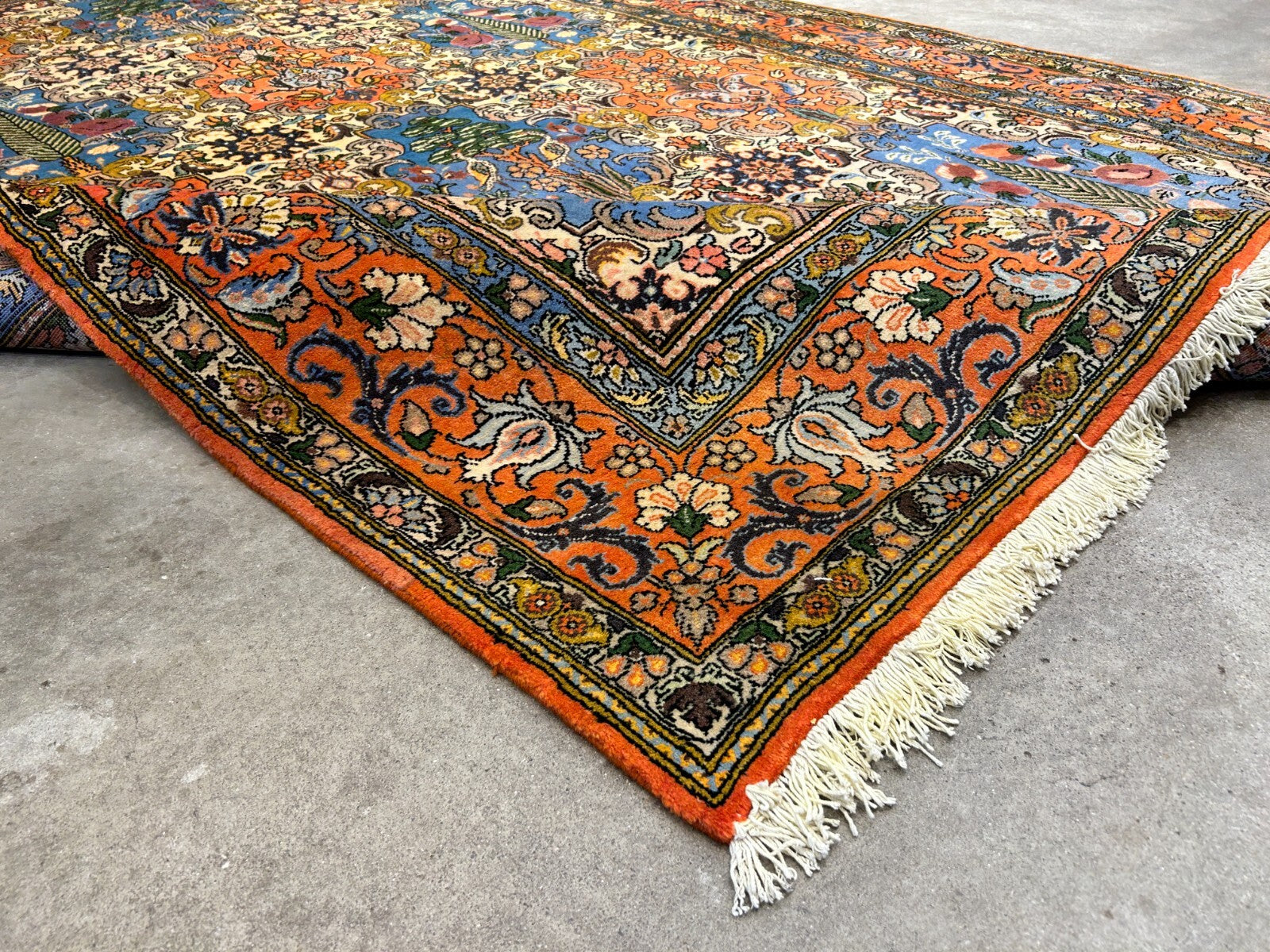 6'7"x10'5" Hand-Knotted 100% Lamb Wool Bakhtiarie Carpet - Area Rug