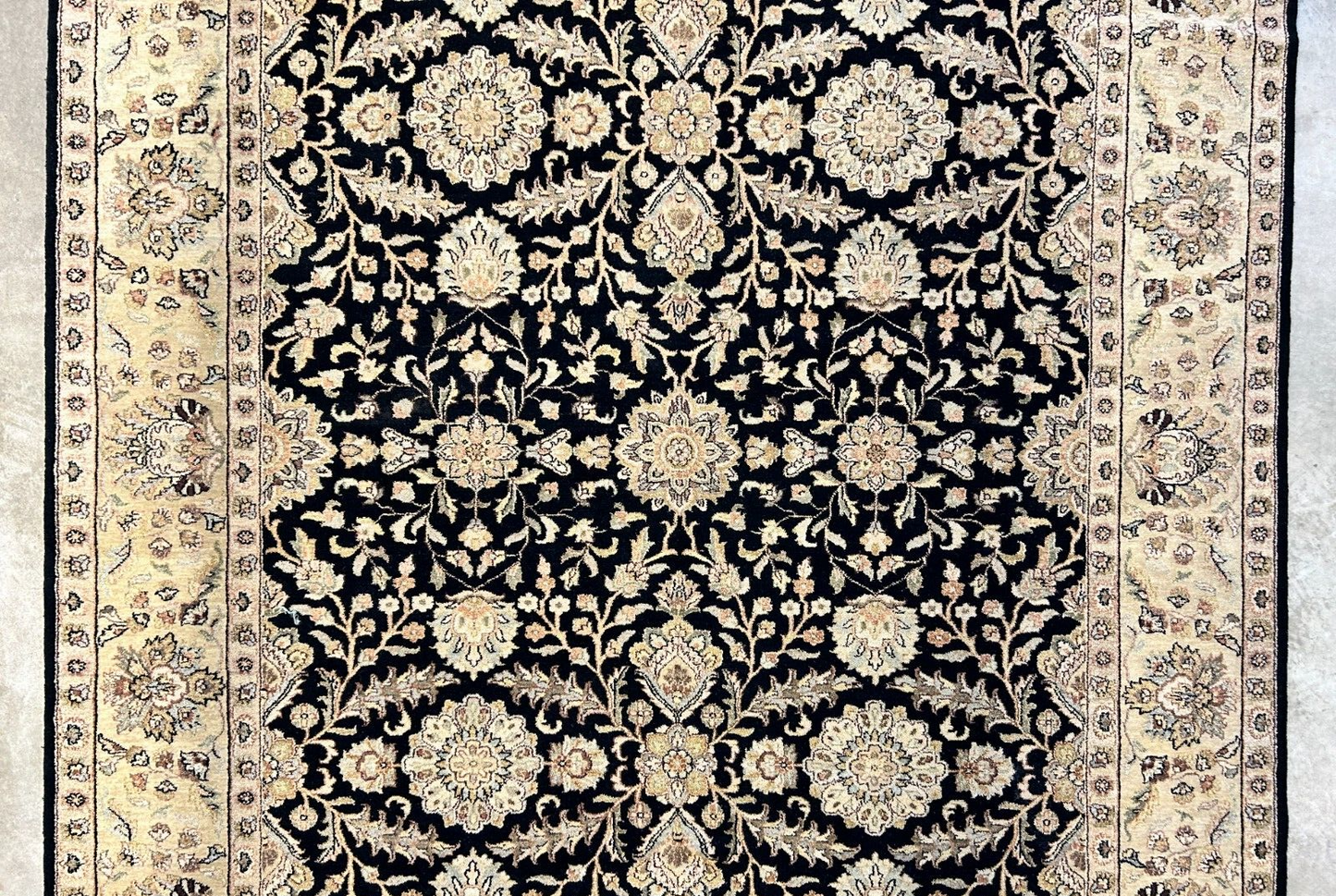 8'10"x12'7" Hand-Knotted 100% Lamb Wool IndoAgra Carpet - Area Rug