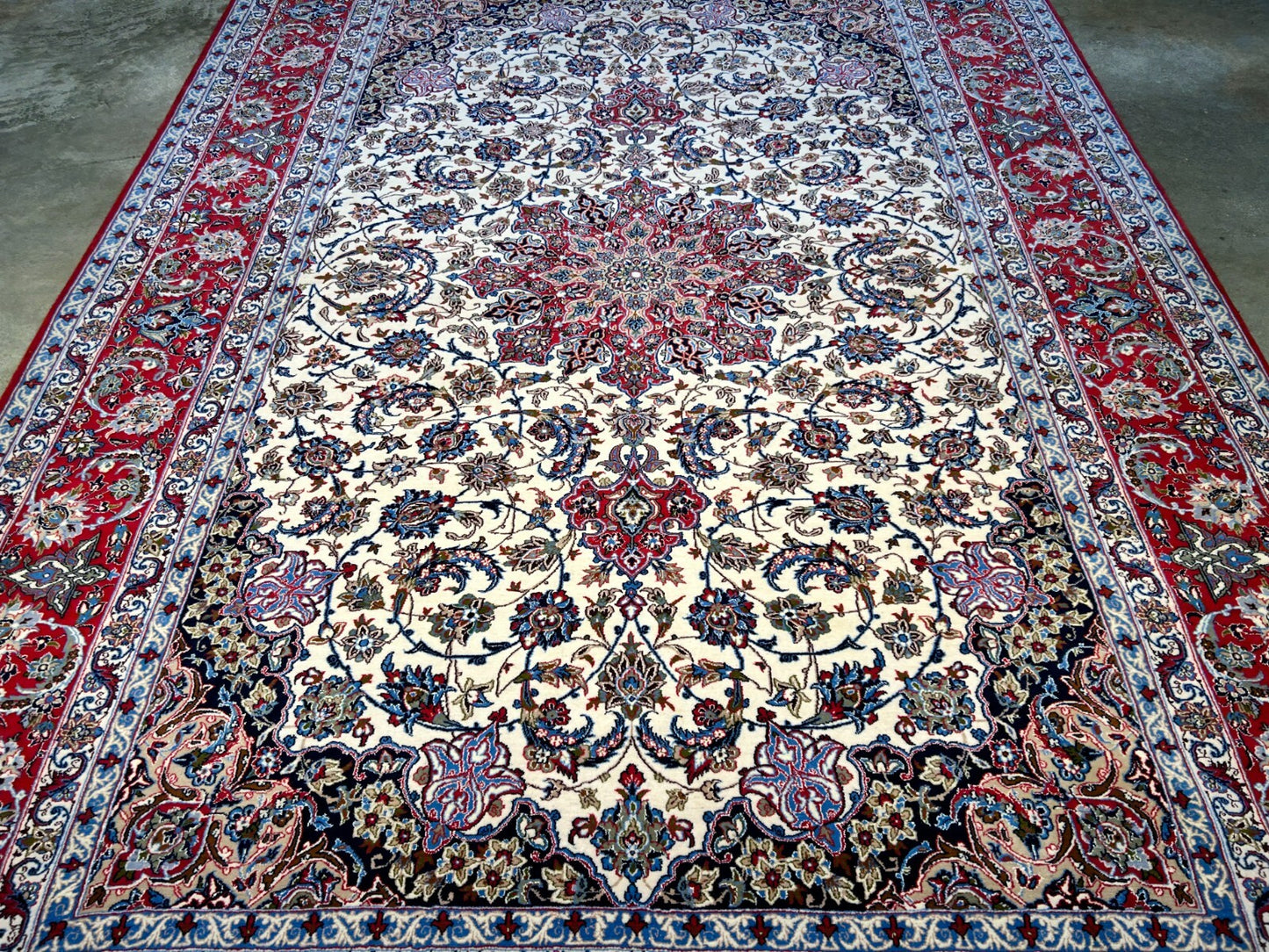 6'9"x10'1" Extra-Fine Hand-Knotted Wool & Silk Blend Isfahane Carpet - Area Rug