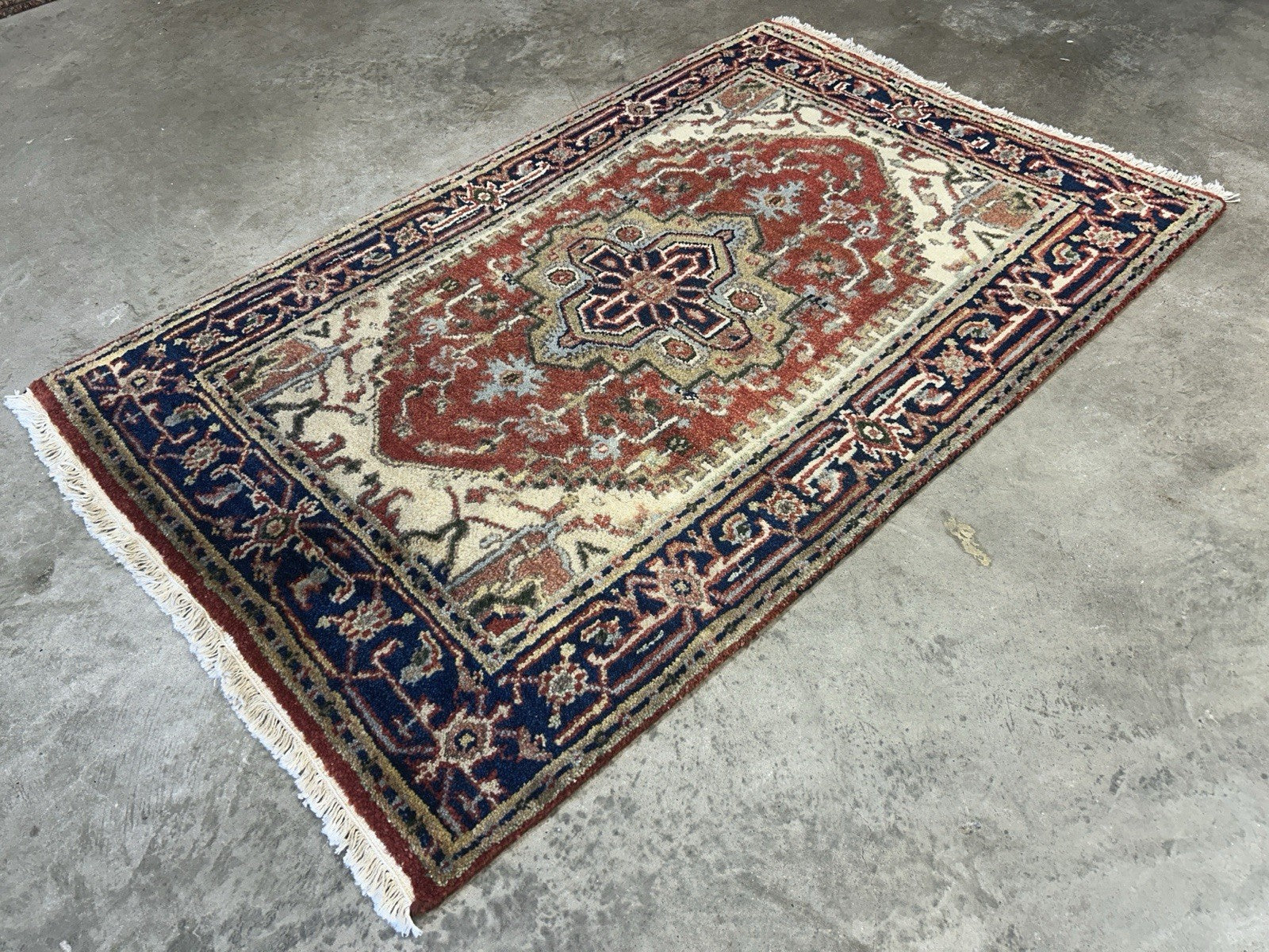 3’x4’9" Hand-Knotted 100% Wool Indoserapi Area Rug - Carpet