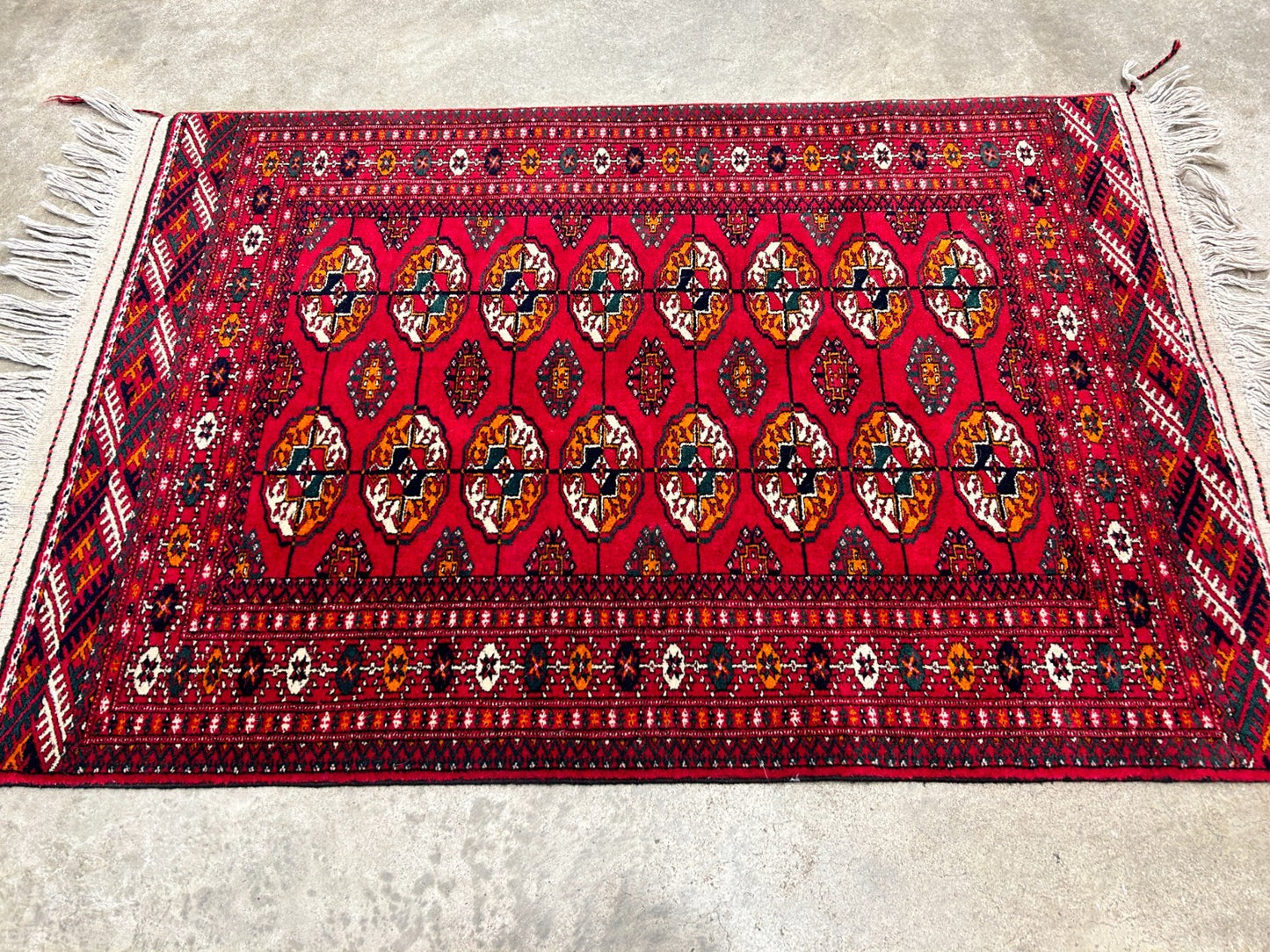 2'8"x3'10" Hand-Knotted 100% Wool Pile Bokhara Rug