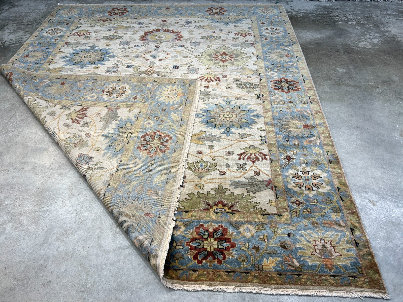 8' x 9'10" Hand-Knotted 100% Wool Carpet - Indian Mahal Area Rug