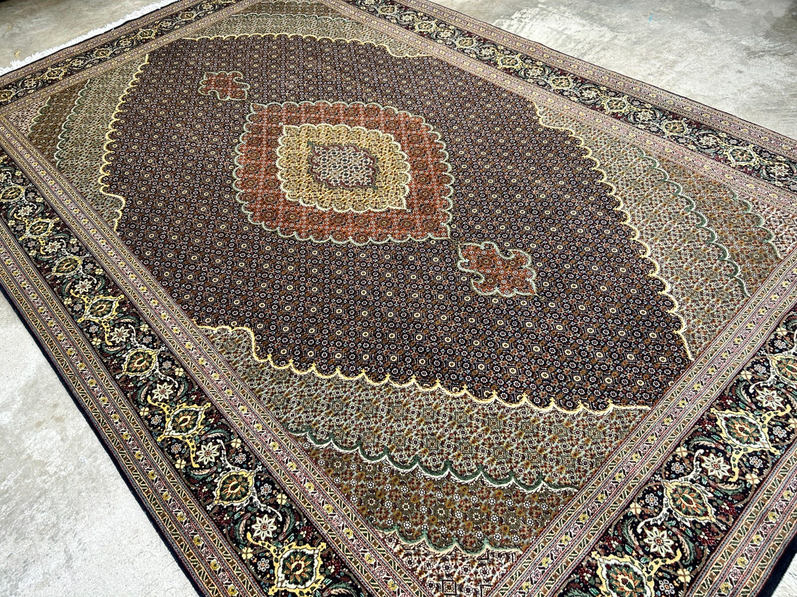 6'8"x10'3" Fine Hand-Knotted Wool & Silk Blend Tabrize Mahi Carpet - Area Rug