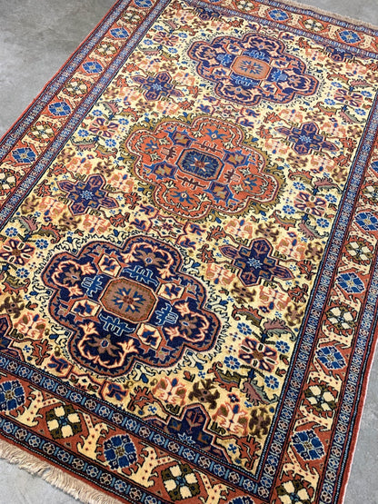 4'5'' x 6'4" Hand-Knotted 100% Wool Ardabili Area Rug - Carpet