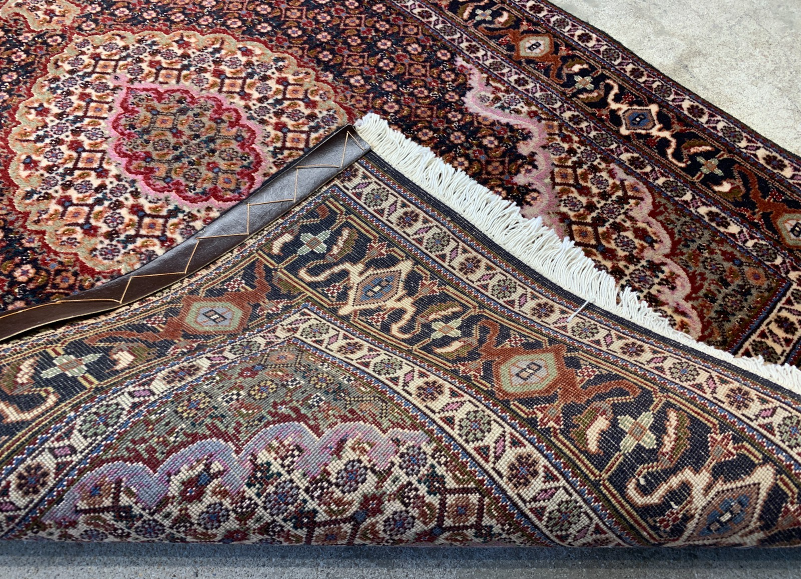 3'3"x5'1'' Hand-Knotted Silk & Wool Tabrize Area Rug - Area Carpet