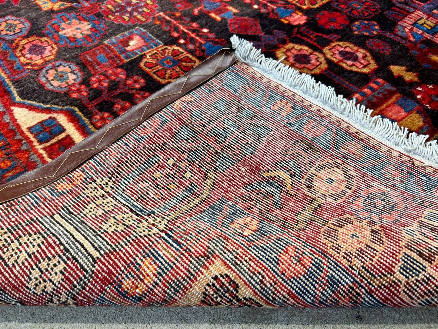 5'0" x 9'10" Hand-Knotted 100% Wool Carpet - Nahavande Area Rug