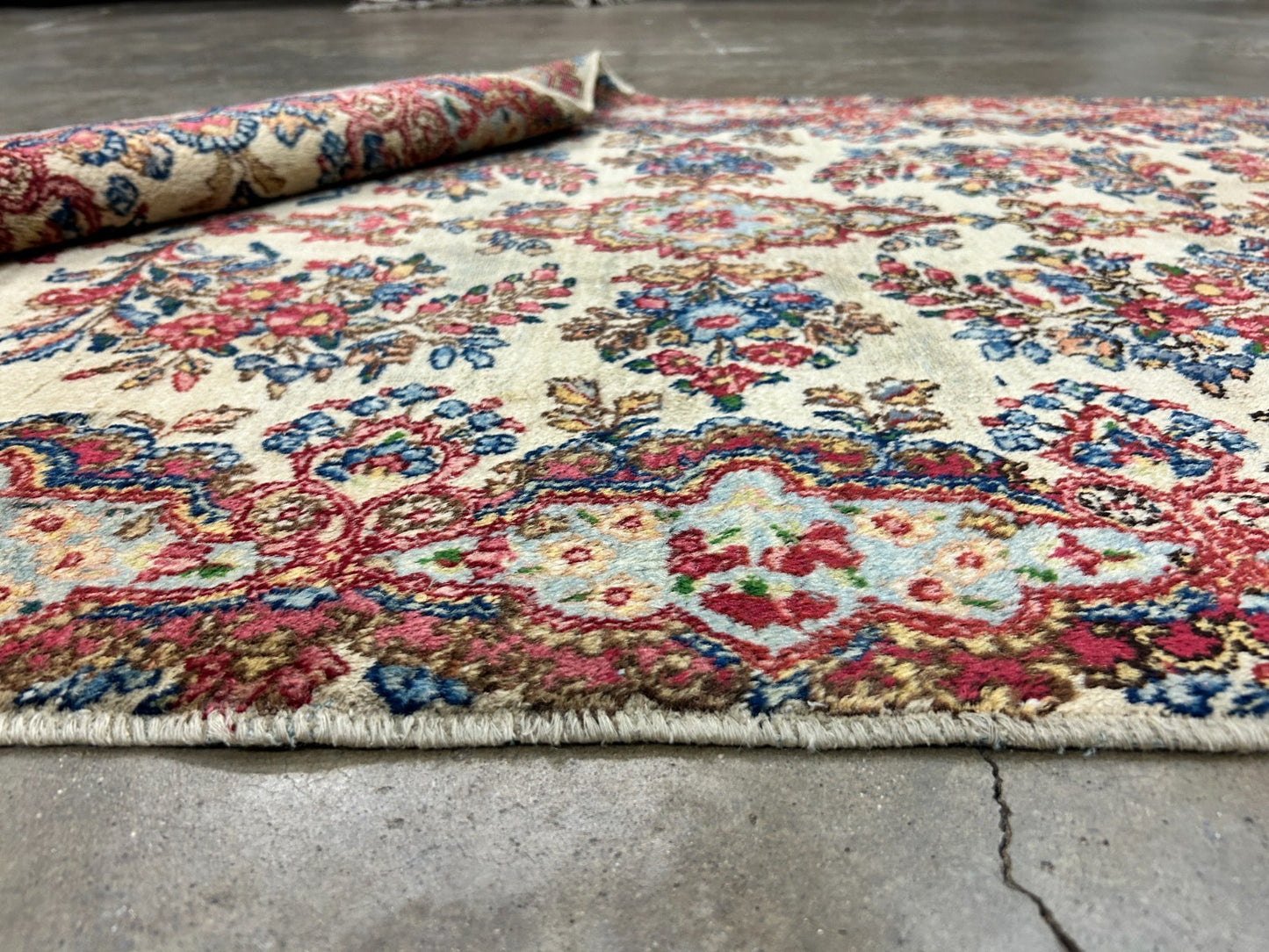 2'11"x5'1" Antique Hand-Knotted 100% Wool Pile Kermane Area Rug - Carpet