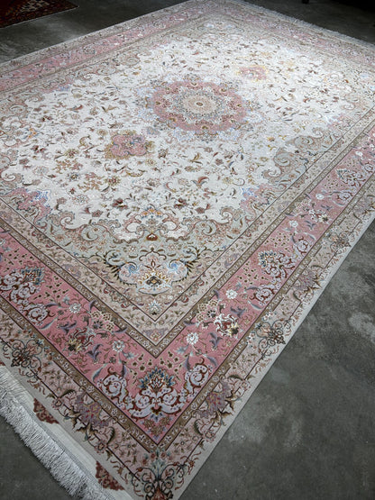 8'2"x11'8" Extra Fine 80-Raj Hand-Knotted Wool & Silk Tabrize Rug